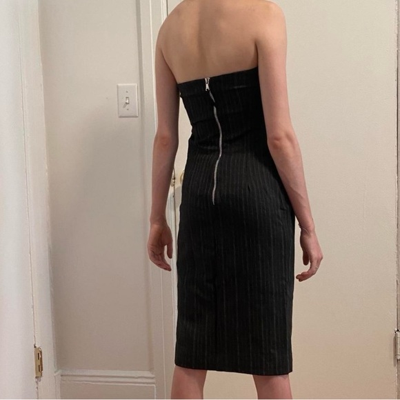 Dolce & Gabbana size 40 aka 4 strapless pinstripe dress built in bustier - Picture 2 of 16